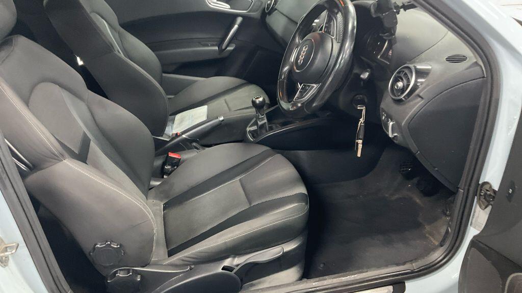 Used Audi A1 for sale - 77215230: Photo 4