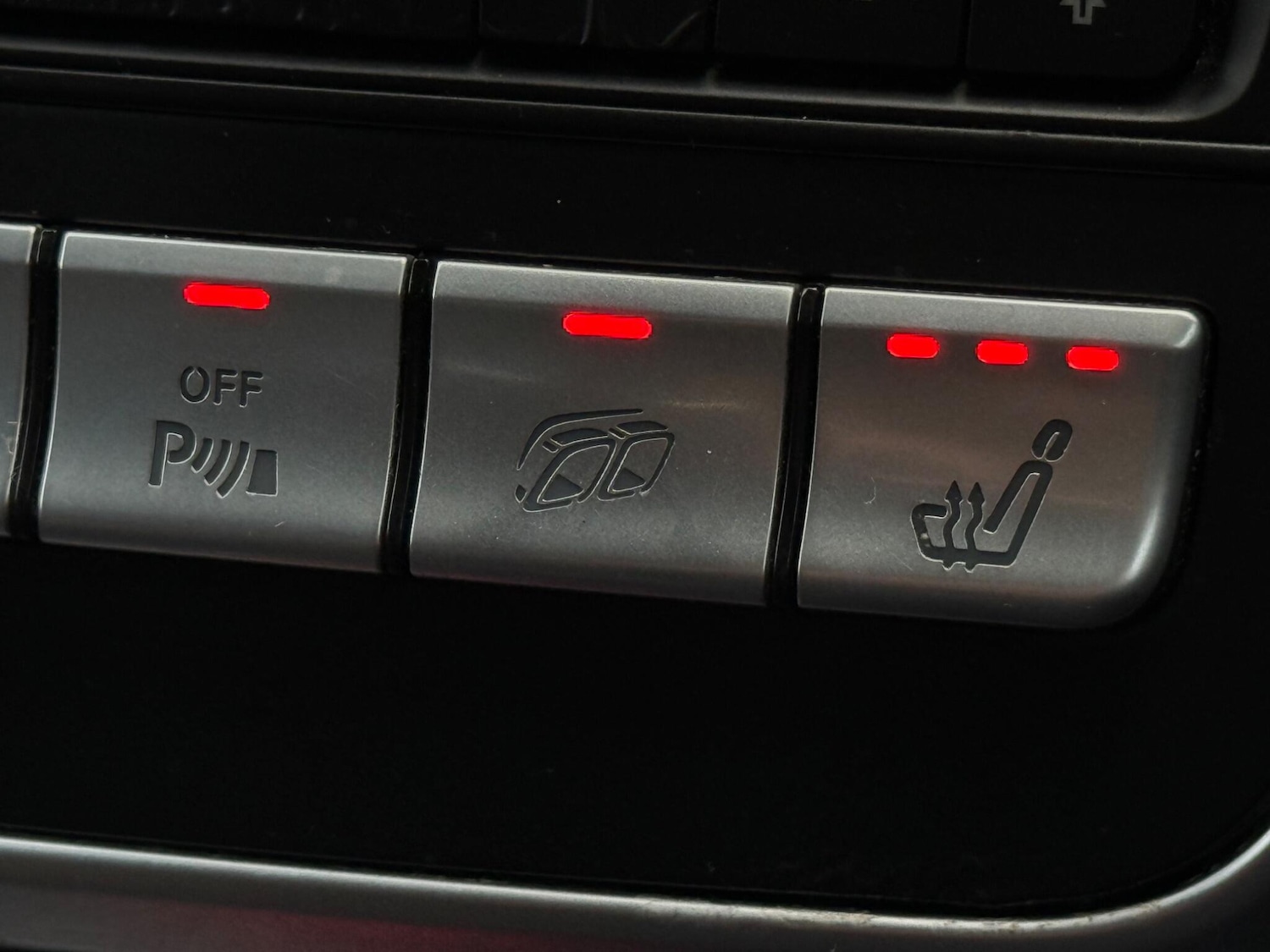 Used Mercedes-Benz A-Class 2016 for sale - 77633107: Photo 63