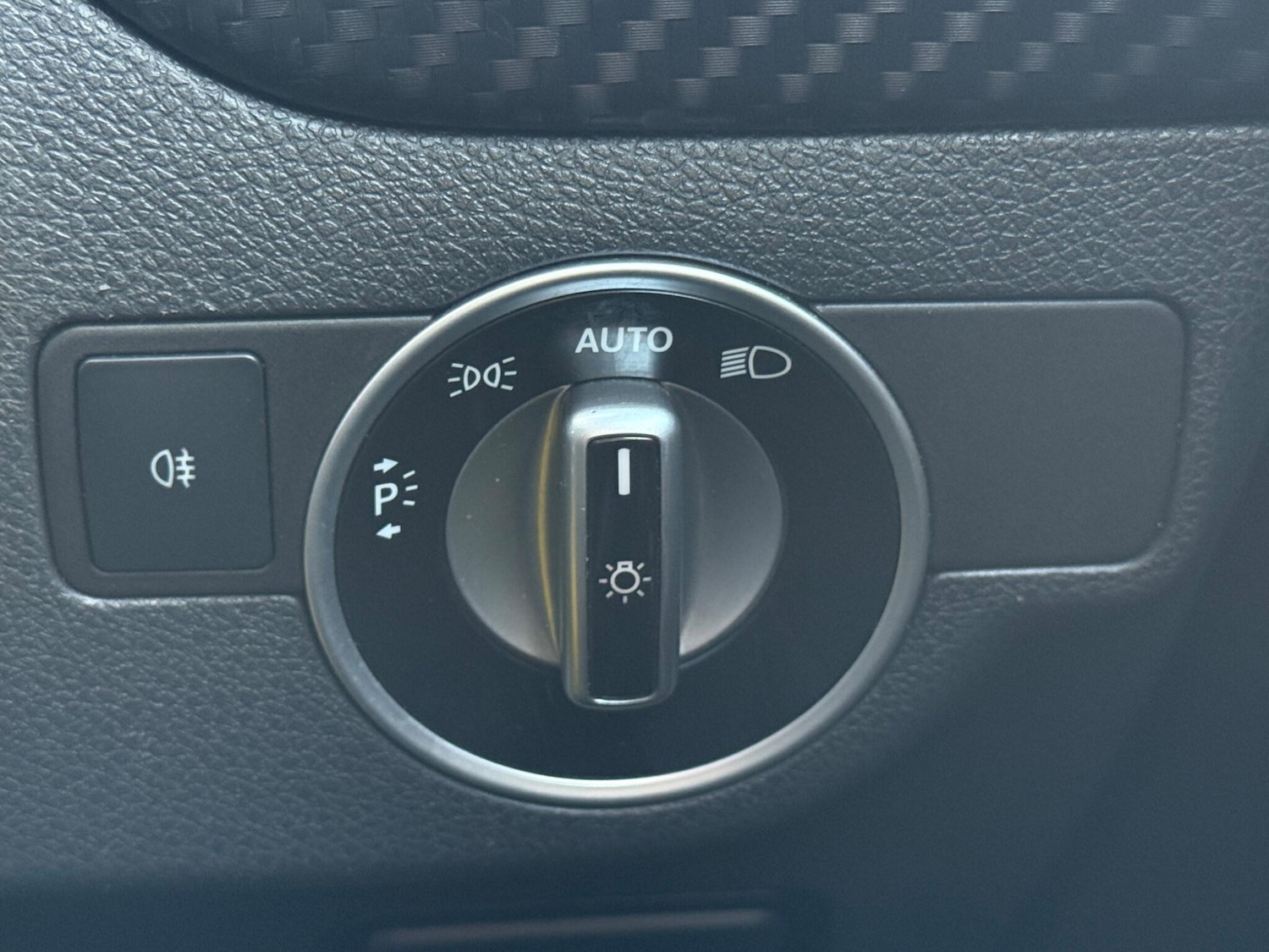 Used Mercedes-Benz A-Class 2016 for sale - 77633107: Photo 69