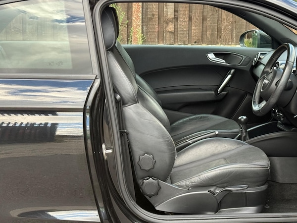 Used Audi A1 2014 for sale - 75267906: Photo 14