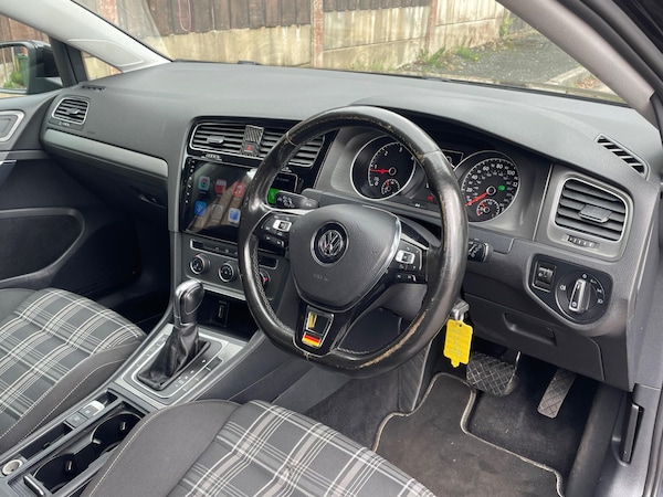 Used Volkswagen Golf 2013 for sale - 76166514: Photo 14