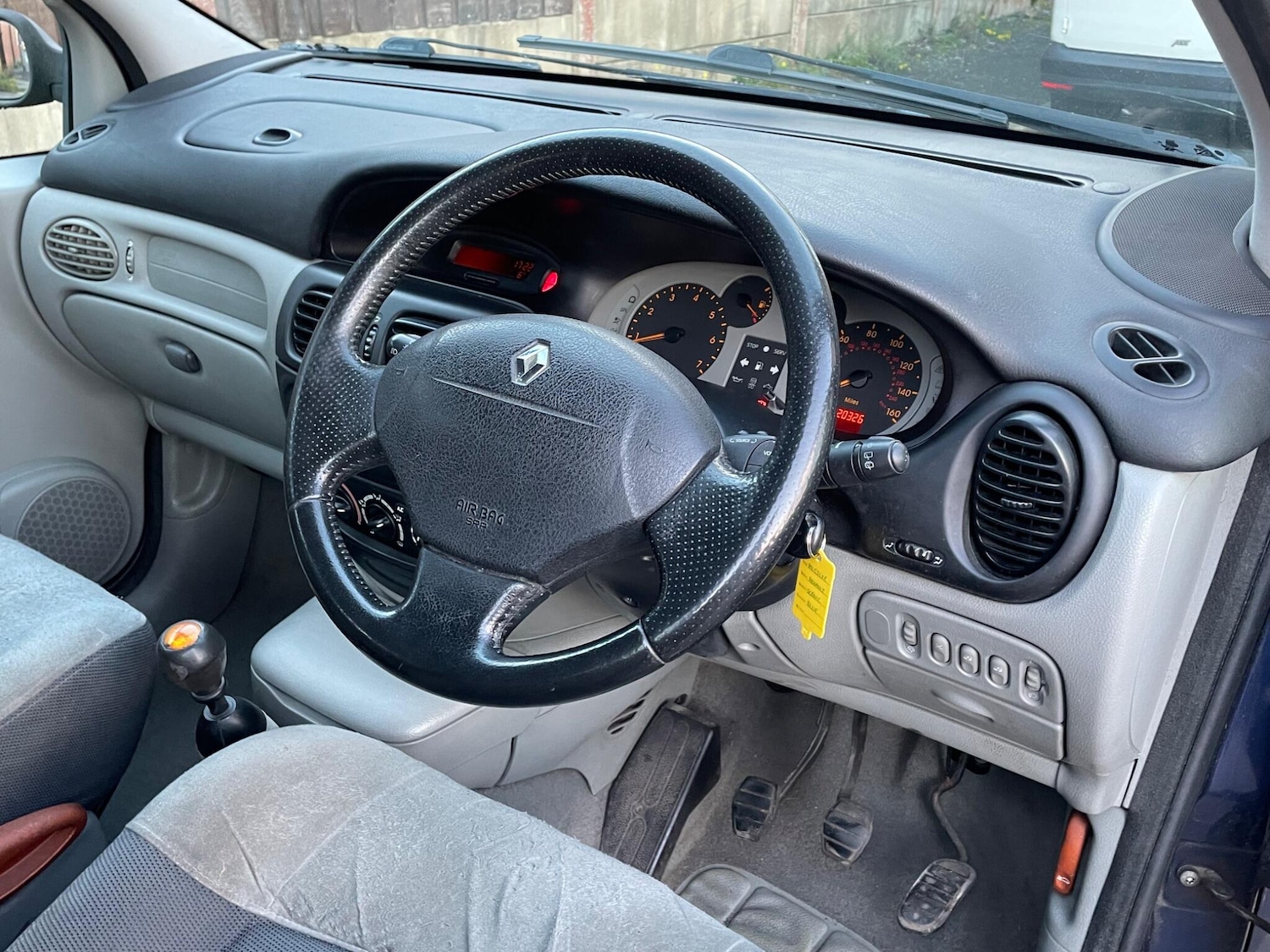 Used Renault Scenic 2002 for sale - 76349799: Photo 11