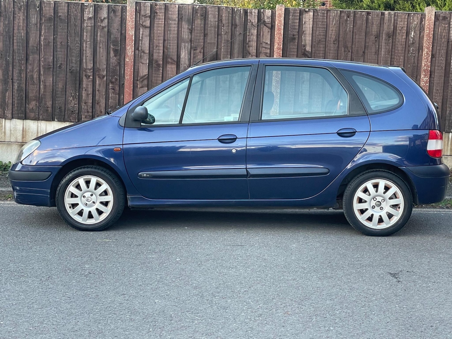 Used Renault Scenic 2002 for sale - 76349799: Photo 5