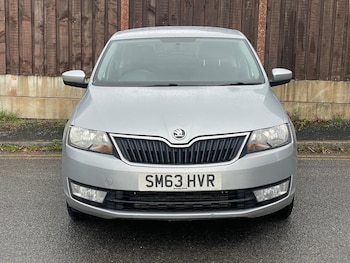 Used Skoda Rapid 2014 for sale - 76085083: Photo
