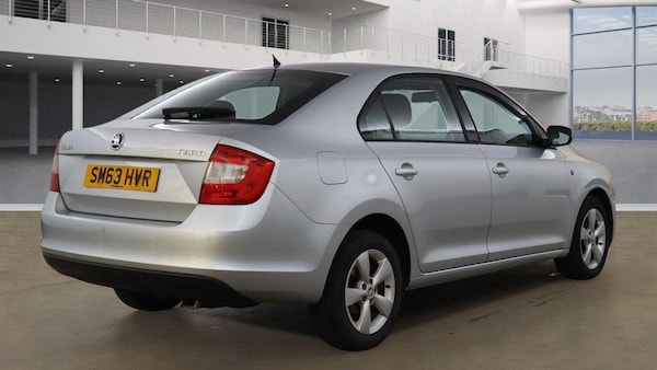 Used Skoda Rapid 2014 for sale - 76085083: Photo 4
