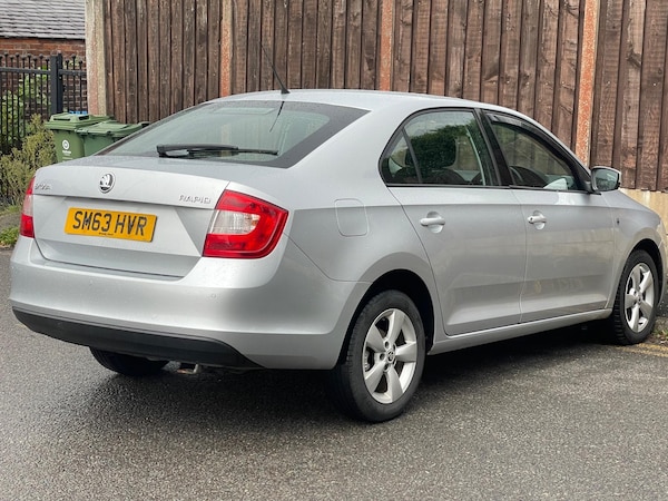 Used Skoda Rapid 2014 for sale - 76085083: Photo 9