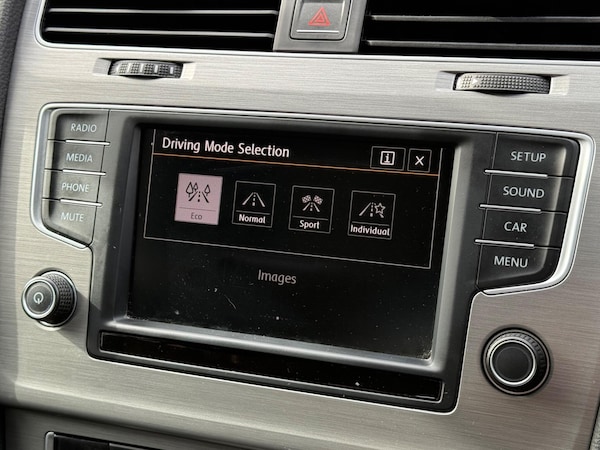 Used Volkswagen Golf 2015 for sale - 76043313: Photo 29