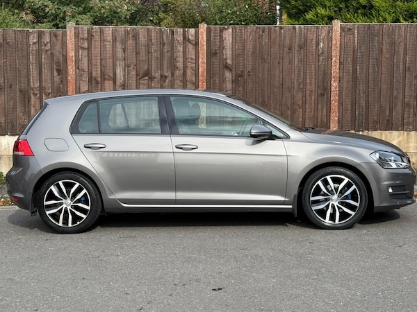 Used Volkswagen Golf 2015 for sale - 76043313: Photo 6