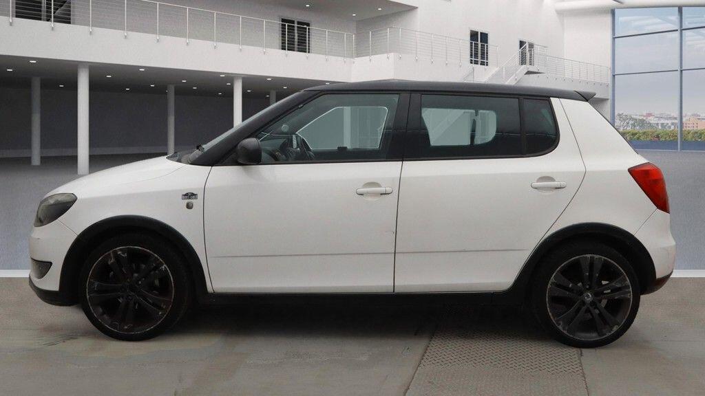Used Skoda Fabia 2011 for sale - 76388460: Photo 5