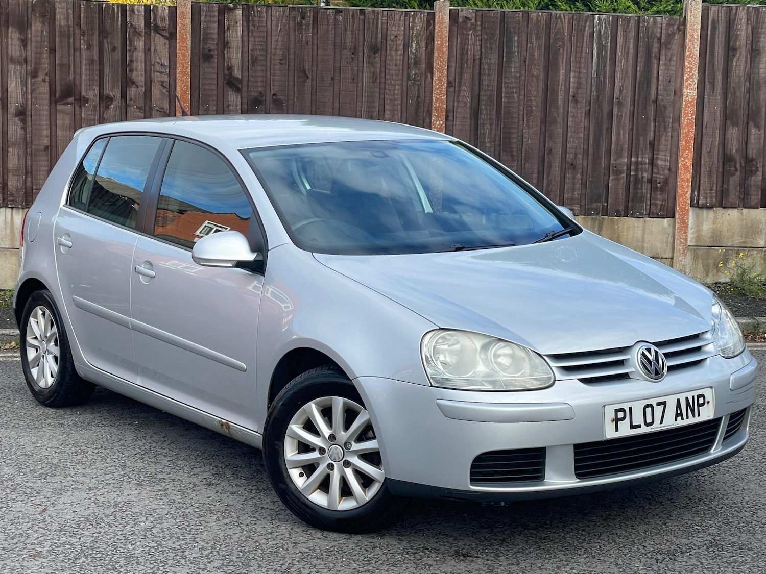 Used Volkswagen Golf 2007 for sale - 76359978: Photo 1
