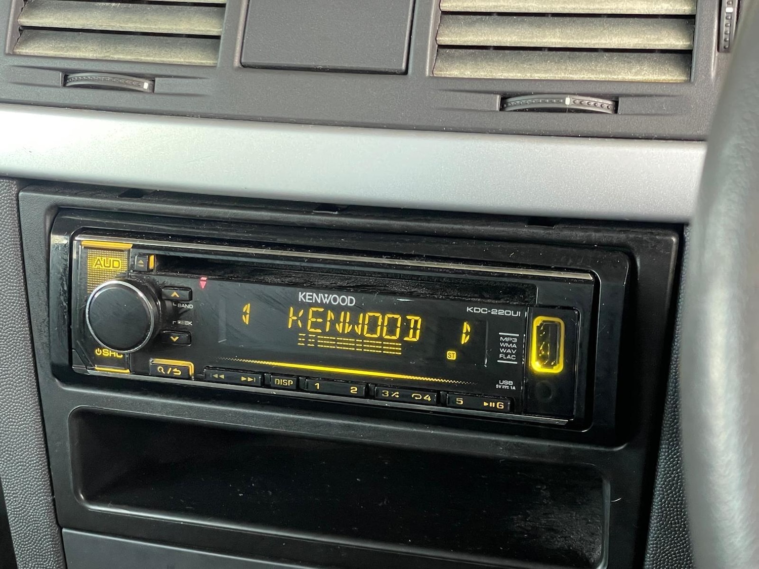 Used Vauxhall Meriva 2003 for sale - 76993368: Photo 38