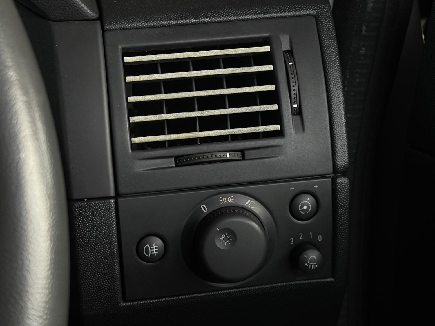 Used Vauxhall Meriva 2003 for sale - 76993368: Photo 46