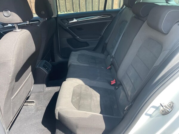 Used Volkswagen Golf 2017 for sale - 74509871: Photo 29