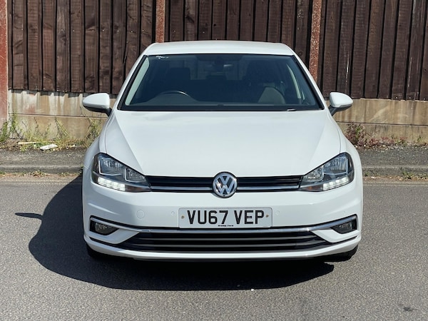 Used Volkswagen Golf 2017 for sale - 74509871: Photo 2