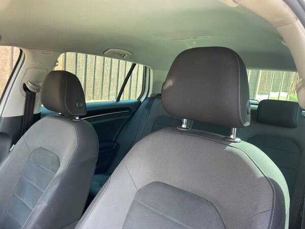 Used Volkswagen Golf 2017 for sale - 74509871: Photo 30