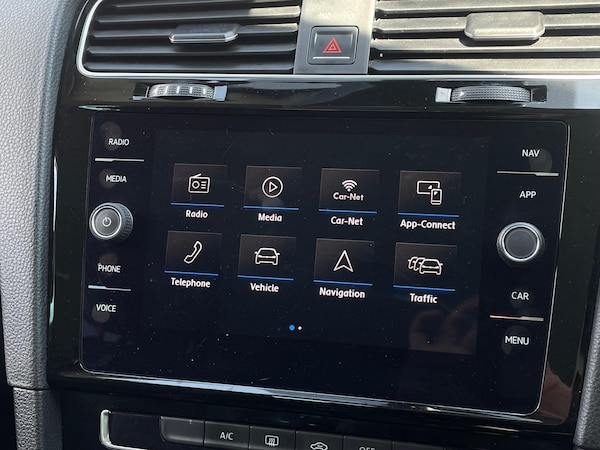 Used Volkswagen Golf 2017 for sale - 74509871: Photo 37