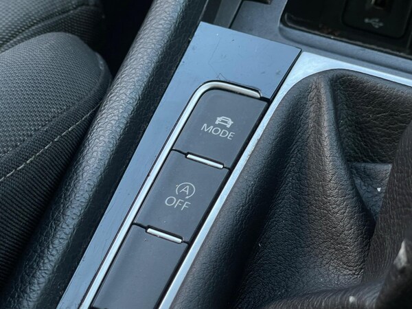 Used Volkswagen Golf 2017 for sale - 74509871: Photo 50