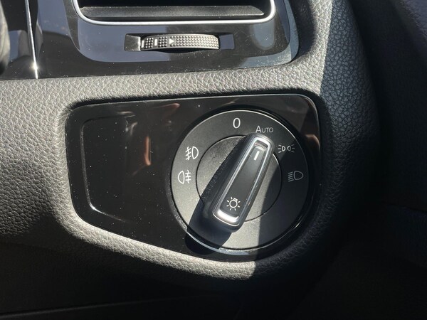 Used Volkswagen Golf 2017 for sale - 74509871: Photo 55