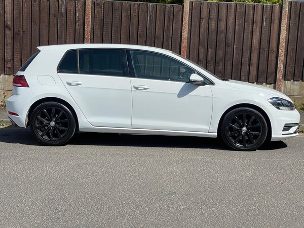 Used Volkswagen Golf 2017 for sale - 74509871: Photo 6