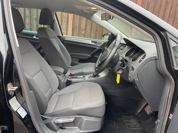 Used Volkswagen Golf 2016 for sale - 73126459: Photo 15