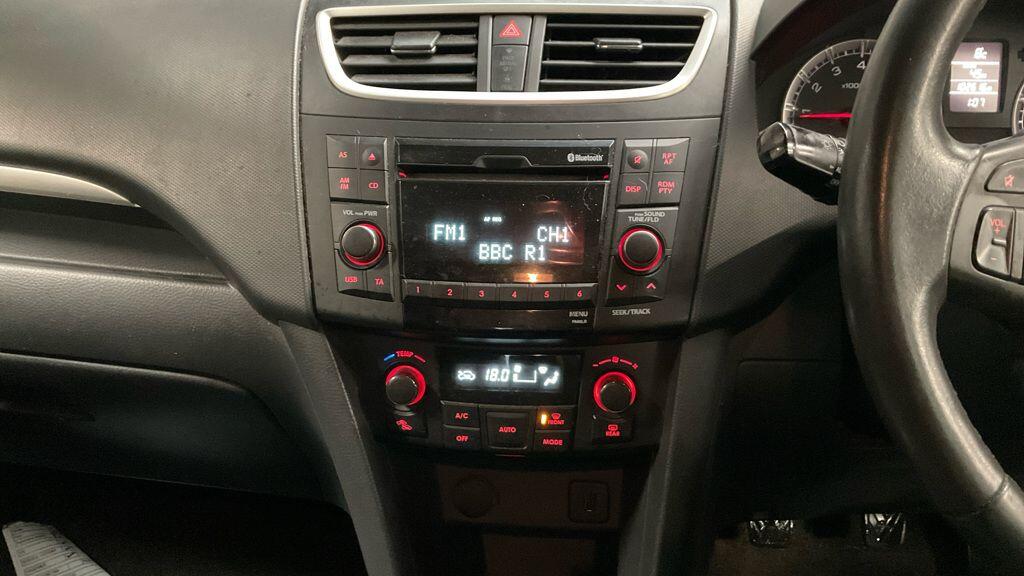 Used Suzuki Swift 2013 for sale - 77559532: Photo 10