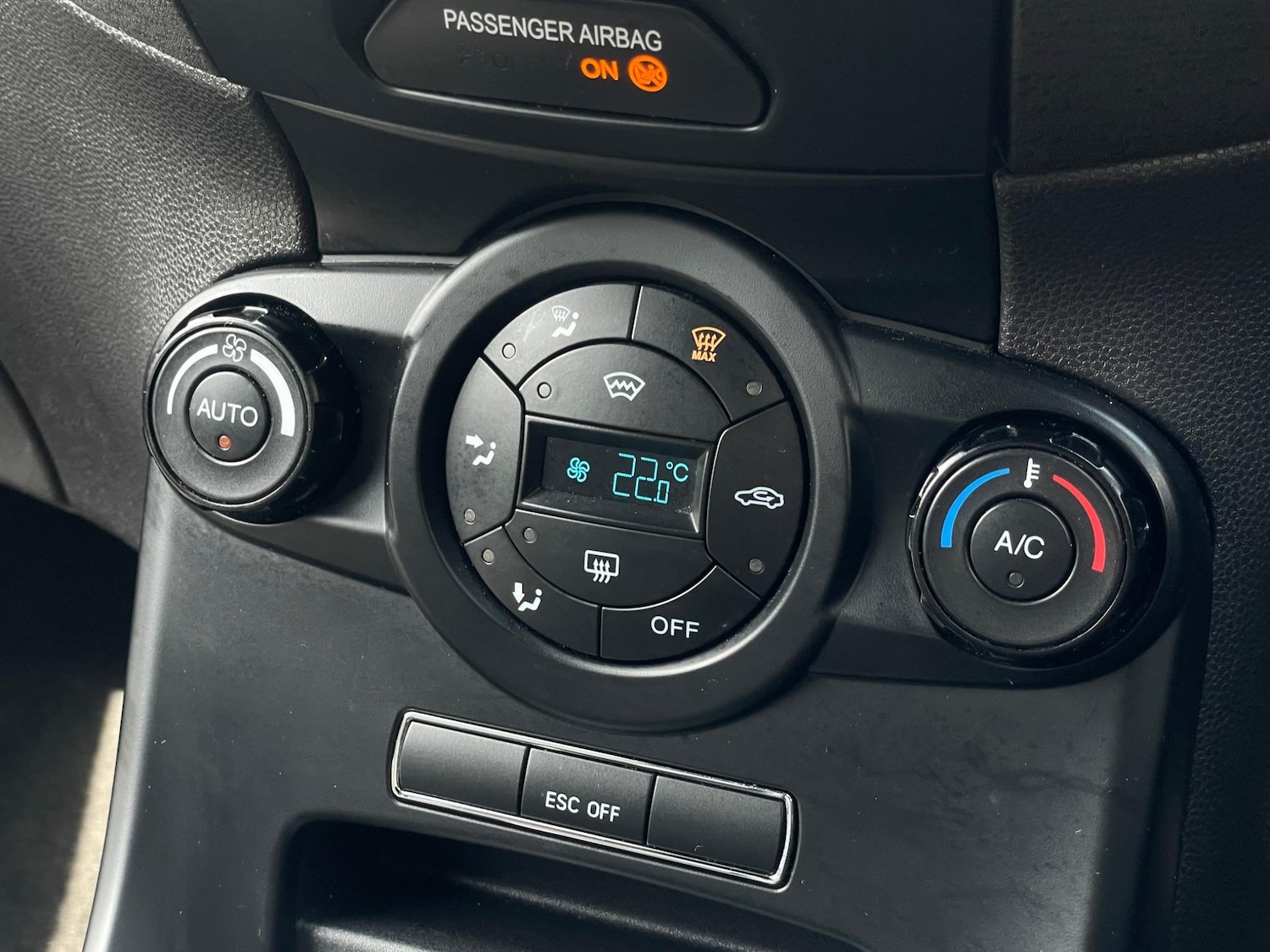 Used Ford Fiesta 2017 for sale - 76991163: Photo 37