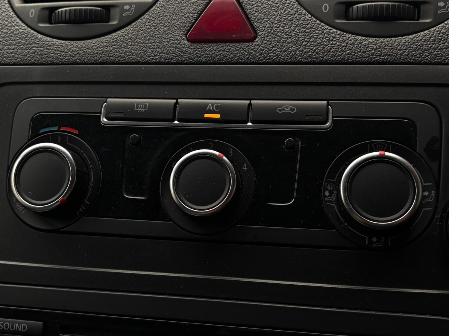 Used Volkswagen Caddy Maxi 2012 for sale - 76766612: Photo 38