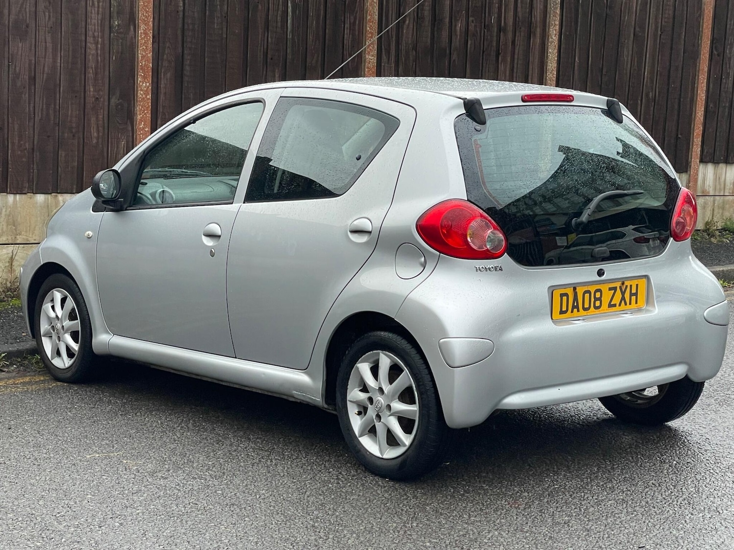 Used Toyota AYGO 2008 for sale - 76408552: Photo 11