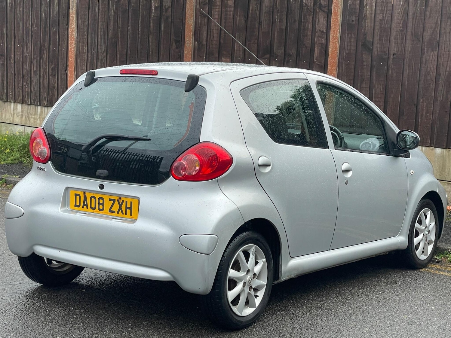 Used Toyota AYGO 2008 for sale - 76408552: Photo 9