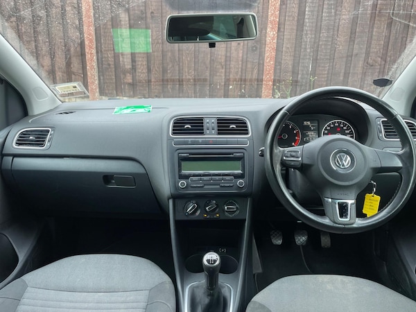 Used Volkswagen Polo 2011 for sale - 75002670: Photo 14