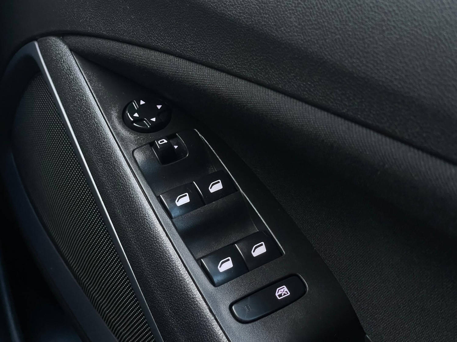 Used Vauxhall Crossland X 2019 for sale - 76766618: Photo 46