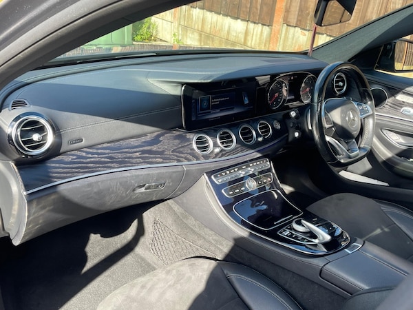 Used Mercedes-Benz E-Class for sale - 76020777: Photo 31
