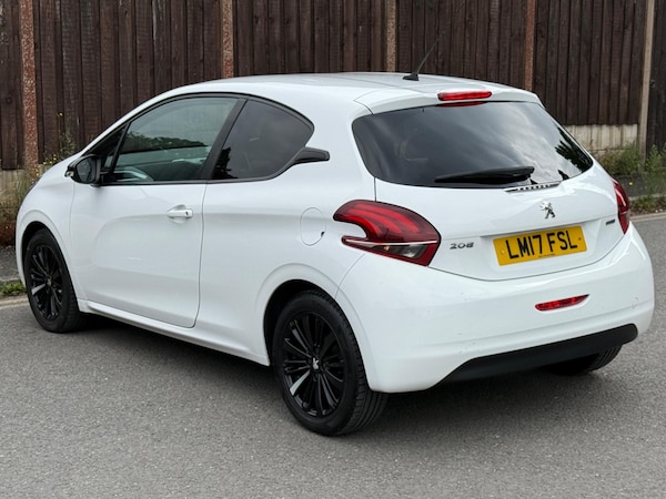 Used Peugeot 208 2017 for sale - 75269146: Photo 4