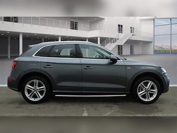 Used Audi Q5 2017 for sale - 77039908: Photo