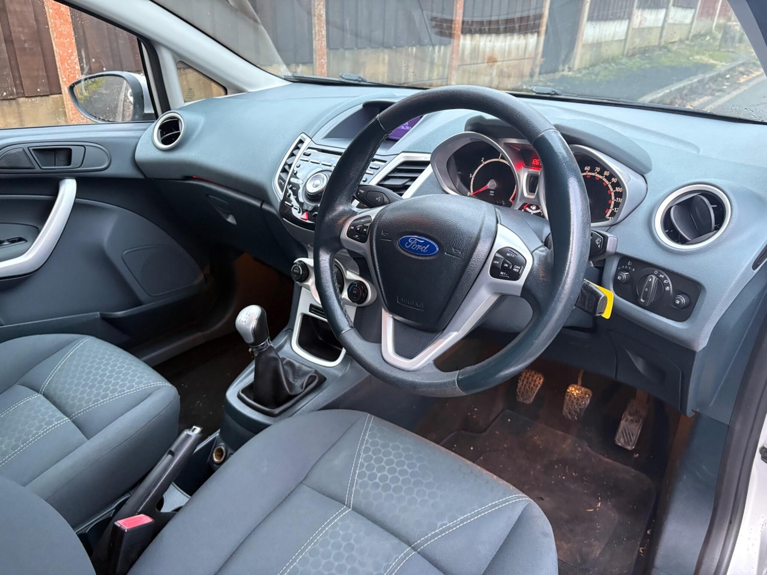 Used Ford Fiesta 2011 for sale - 77175187: Photo 11