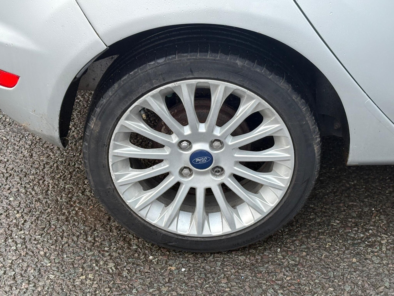 Used Ford Fiesta 2011 for sale - 77175187: Photo 27