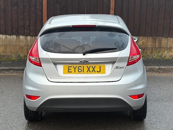 Used Ford Fiesta 2011 for sale - 77175187: Photo