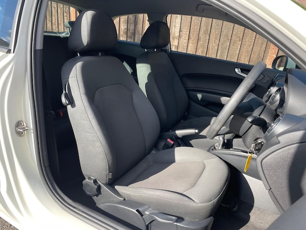 Used Audi A1 2011 for sale - 75589582: Photo 19