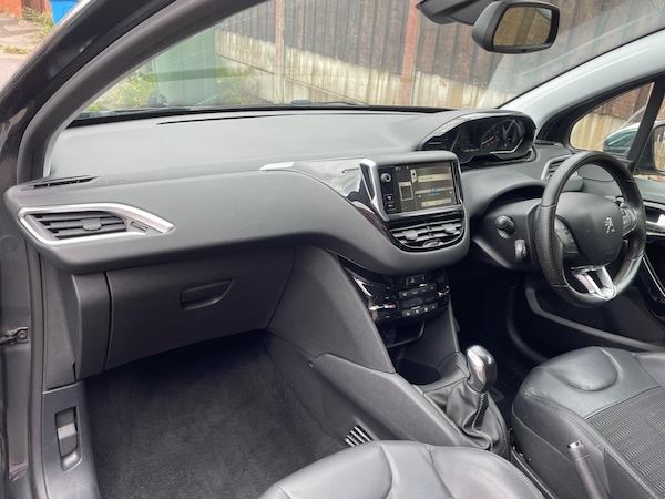Used Peugeot 208 2013 for sale - 75539898: Photo 13