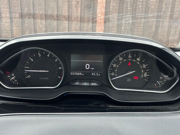 Used Peugeot 208 2013 for sale - 75539898: Photo 27