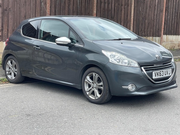 Used Peugeot 208 2013 for sale - 75539898: Photo 7