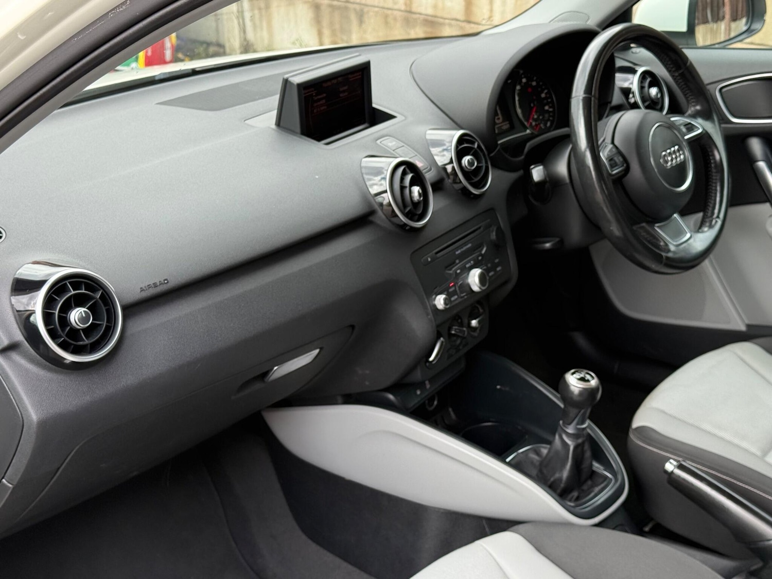 Used Audi A1 2011 for sale - 76361049: Photo 13