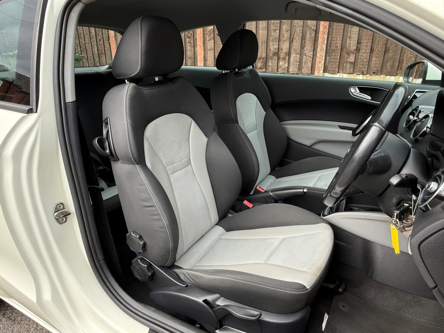 Used Audi A1 2011 for sale - 76361049: Photo 15