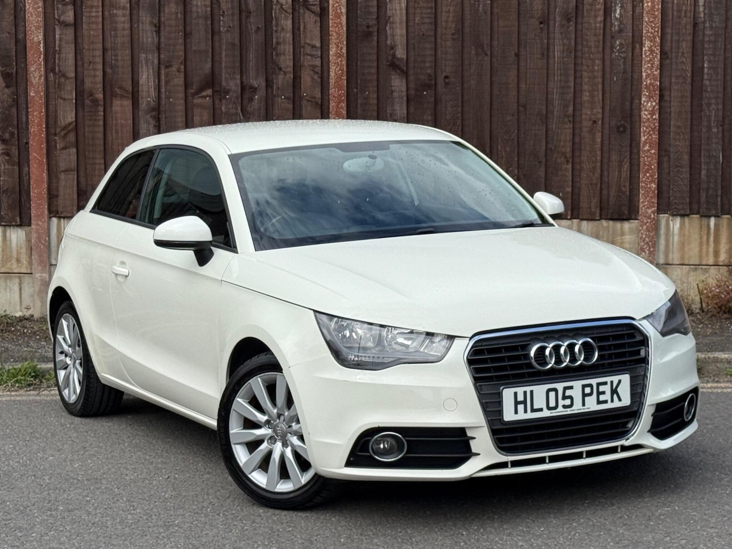 Used Audi A1 2011 for sale - 76361049: Photo 5