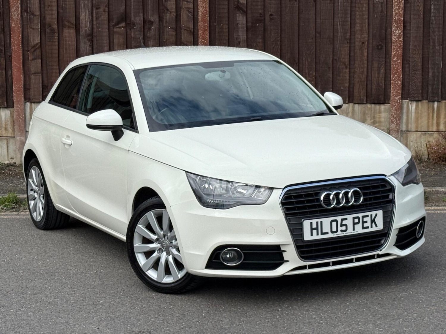Used Audi A1 2011 for sale - 76361049: Photo 6