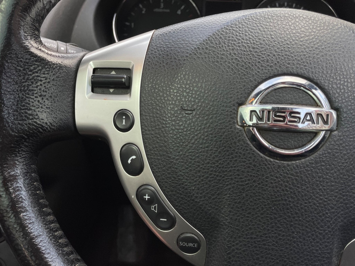 Used Nissan Qashqai+2 2012 for sale - 76766609: Photo 21