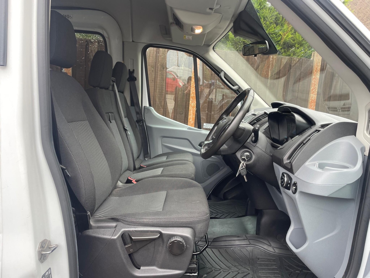 Used Ford Transit 2017 for sale - 76158528: Photo 30