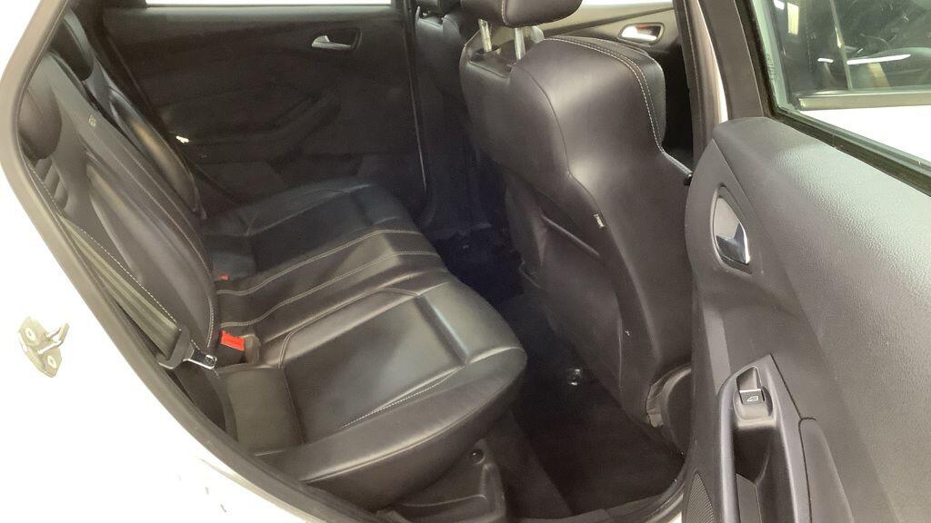 Used Ford Focus 2015 for sale - 76765433: Photo 8