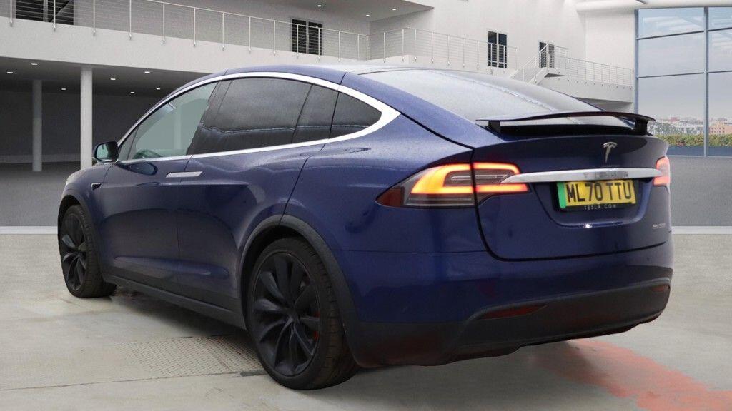 Used Tesla Model X 2020 for sale - 76398151: Photo 2