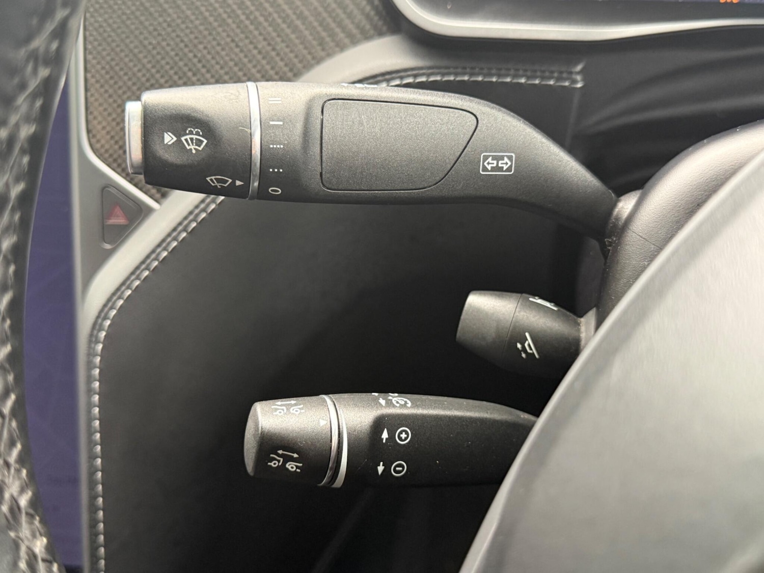 Used Tesla Model X 2020 for sale - 76398151: Photo 45